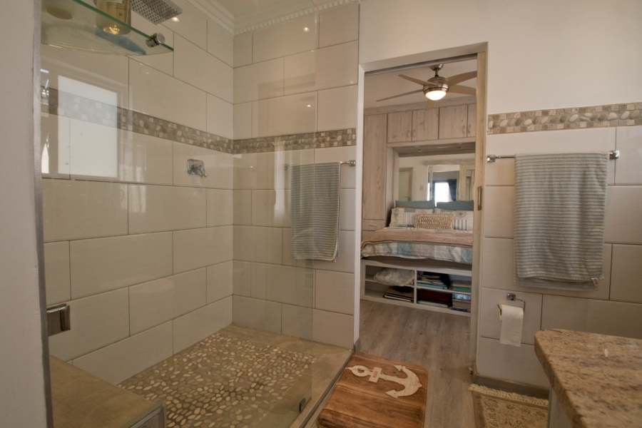 4 Bedroom Property for Sale in Outeniqua Strand Western Cape